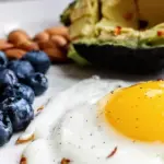 There are some diets you can follow to lose weight more naturally than with Ozempic.
