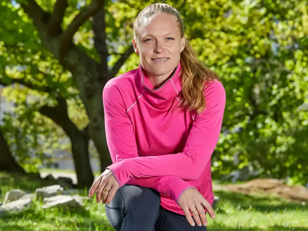 Elin Ekblom Bak, associate professor at GIH and former national team player in football, points out some important things to make physical activity a regular habit.